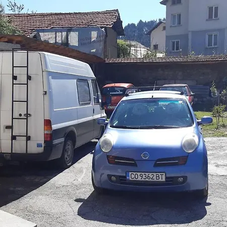 Πανσιόν Family Ecorelax 2*
